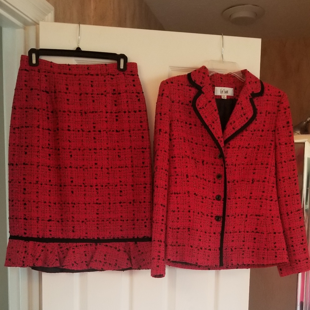 2 piece LeSuit